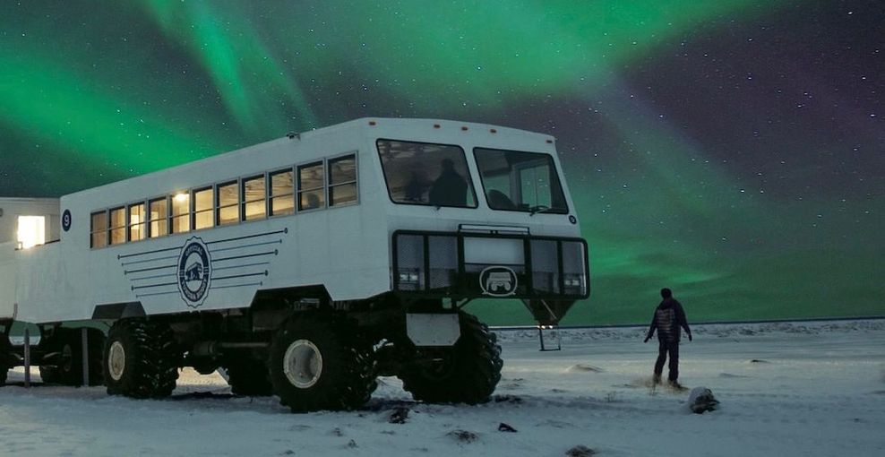 Dan’s Diner is a pop-up culinary experience that takes place on the frozen Churchill River (@frontiersnorth/Instagram)