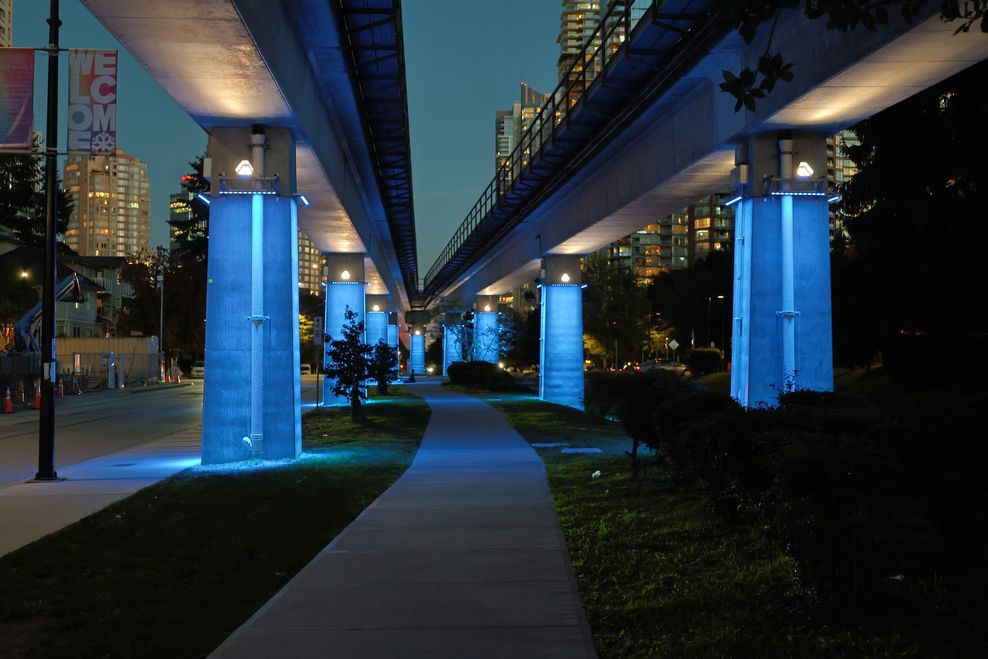 BC Parkway illumination of SkyTrain's Expo Line guideway. (City of Burnaby)