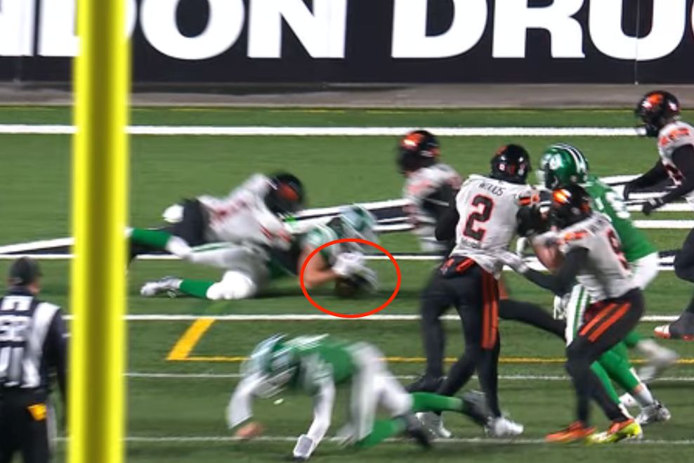 The winning touchdown. Should it have counted? (TSN)
