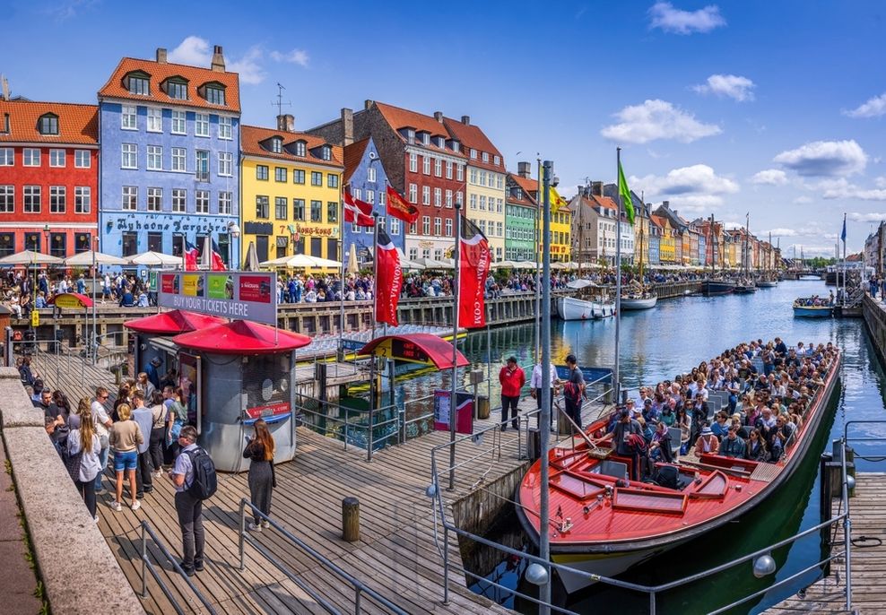 copenhagen waterfront nyhavn