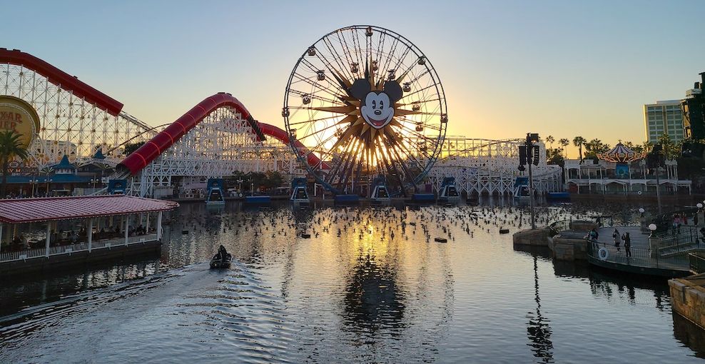 Paradise Bay at Disney California Adventure. (Kenneth Chan/Daily Hive)