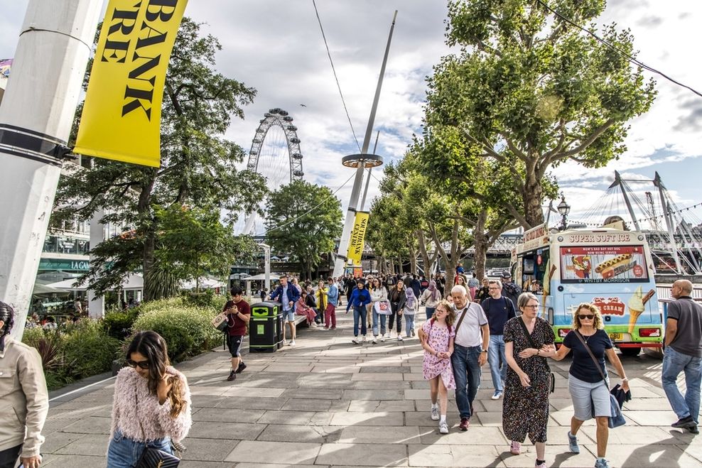 london thames river waterfront