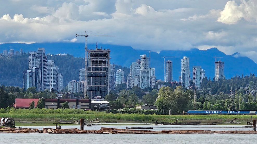lougheed burquitlam skyline towers
