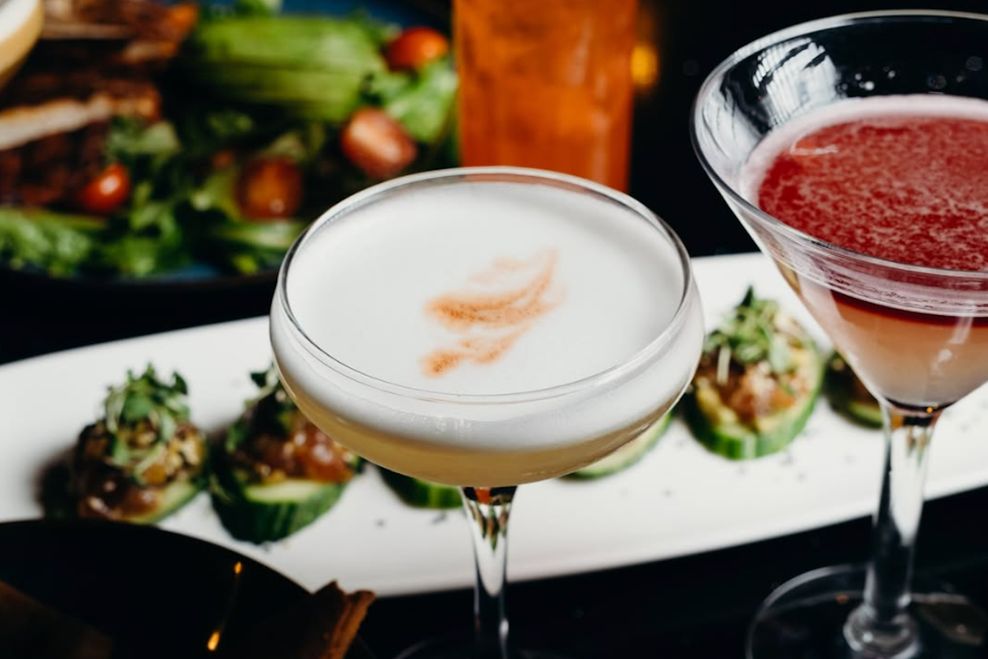 @loungeeighteen/Instagram