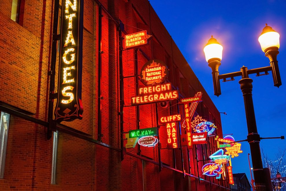 Ronnie Chua/Shutterstock