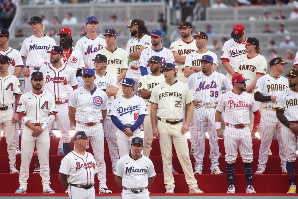 2026 MLB standings as predicted by Fangraphs