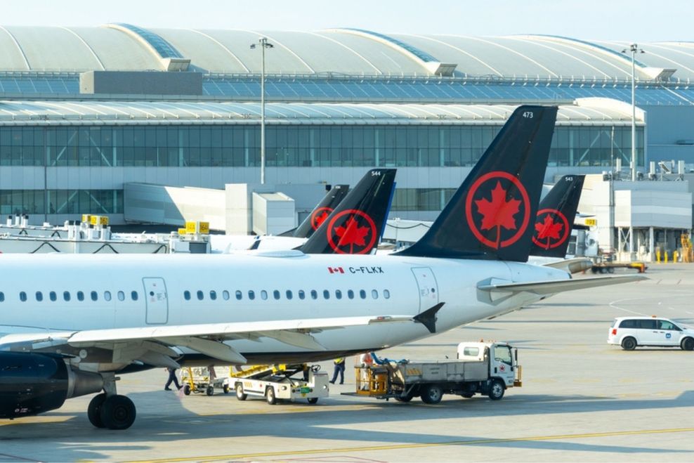 JHVEPhoto/Shutterstock