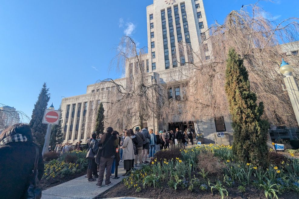 Vancouver City Hall. (Yvonne Hanson/Shutterstock)