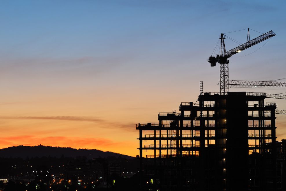 Construction crane for a new Vancouver residential building. (Lijuan Guo/Shutterstock)