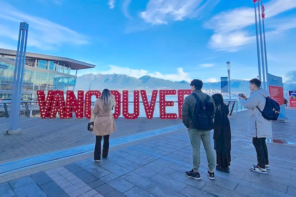Temporary winter season VANCOUVER sign on Dec. 17, 2023. (Kenneth Chan/Daily Hive)