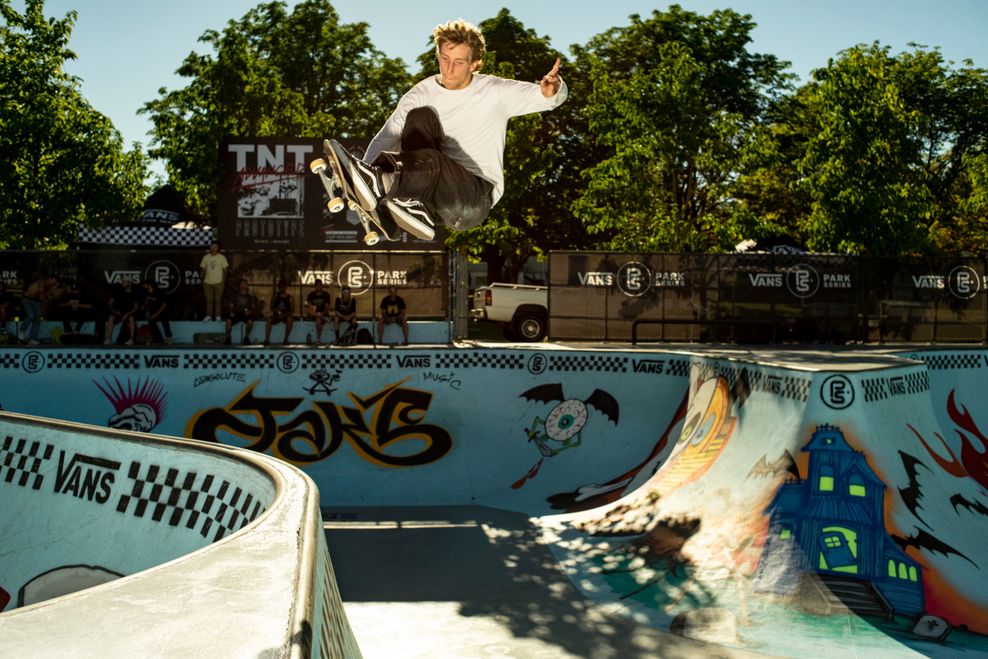 James Clarke skateboarding. (Jarrod Au/VSBC)