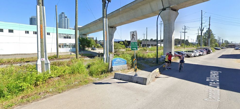 welcome to vancouver sign