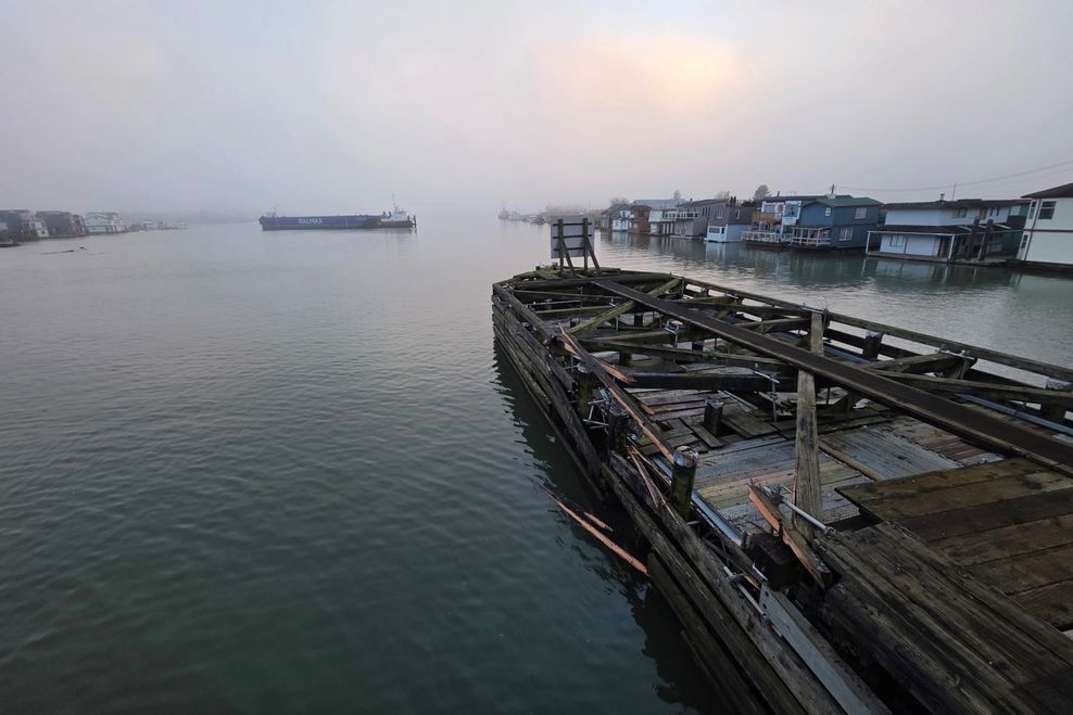 westham island bridge damage marine vessel collision january 20 2026 f